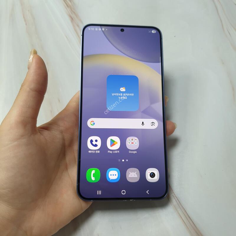 LG ������ S24+ ���̿÷� 256G A�� �Ǹ��մϴ�