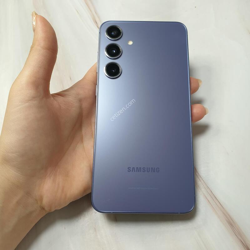 LG ������ S24+ ���̿÷� 256G A�� �Ǹ��մϴ�