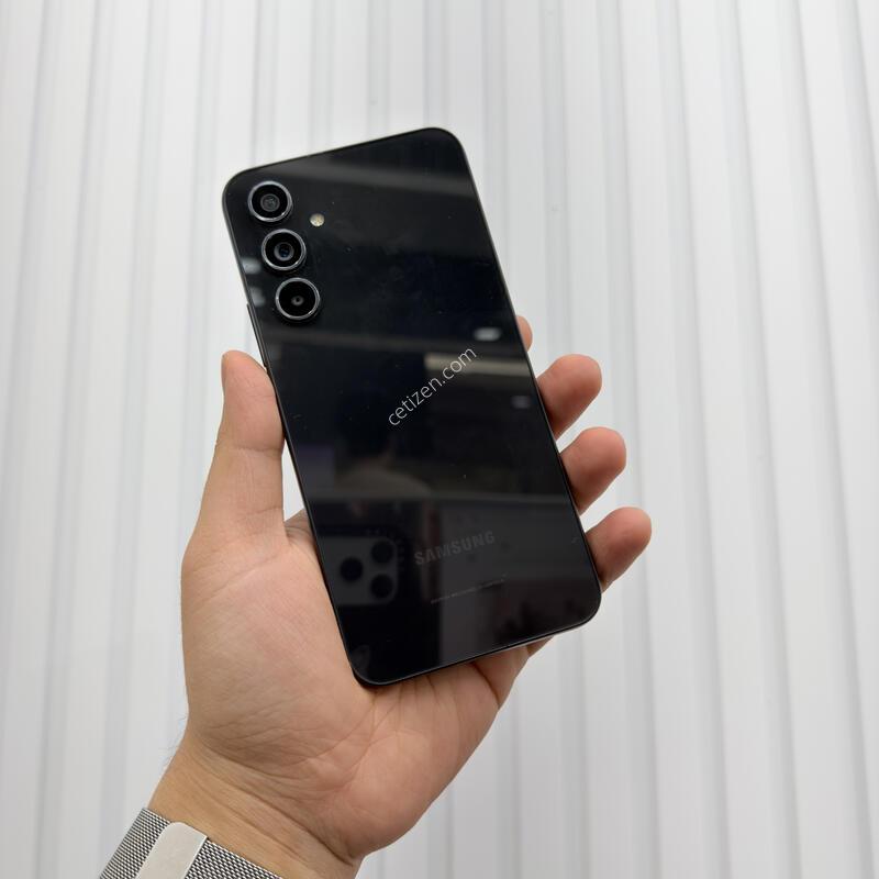 ����������4 ���� 128GB