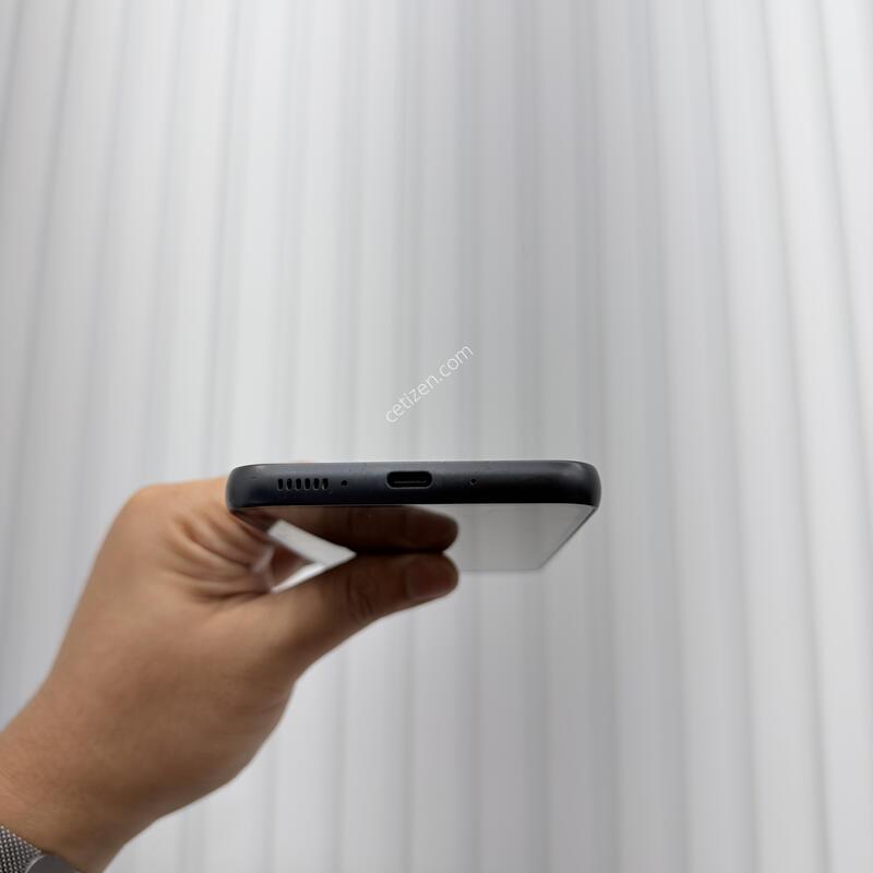 ����������4 ���� 128GB