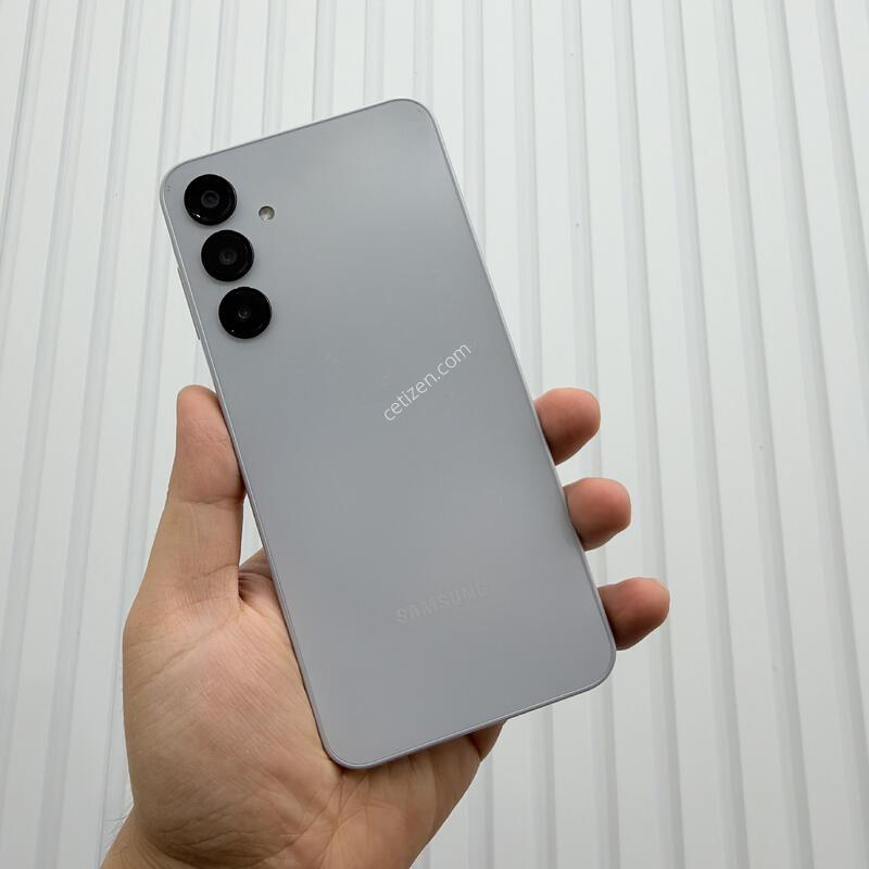 ������A16 ����Ʈ�׷��� 128GB