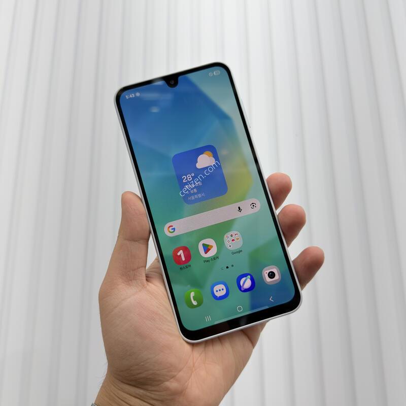 ������A16 ����Ʈ�׷��� 128GB