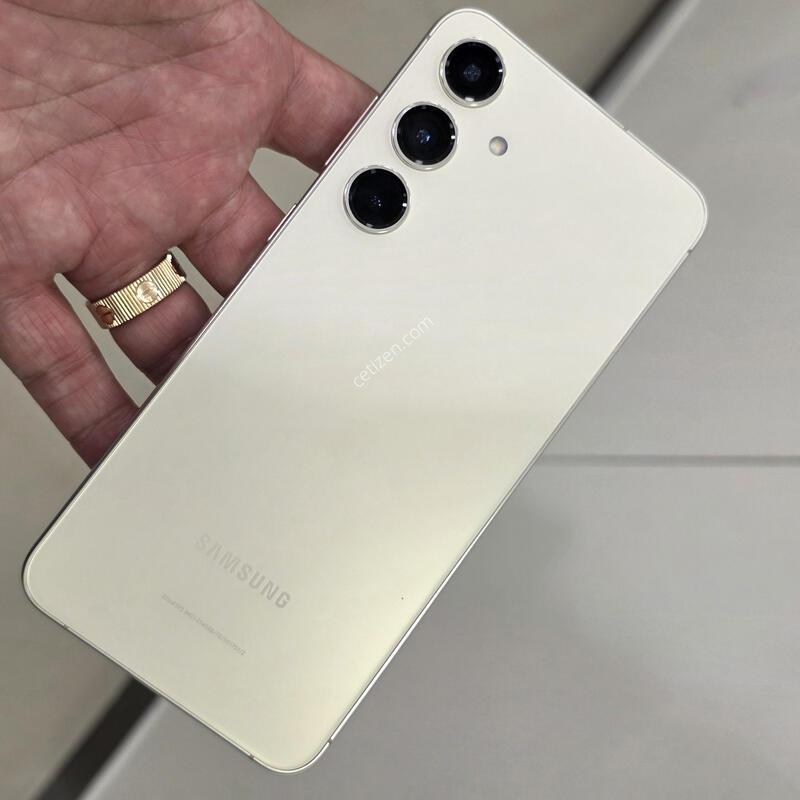 ������ S24 �÷��� ũ���� 512GB ���� A�� �Ǹ�