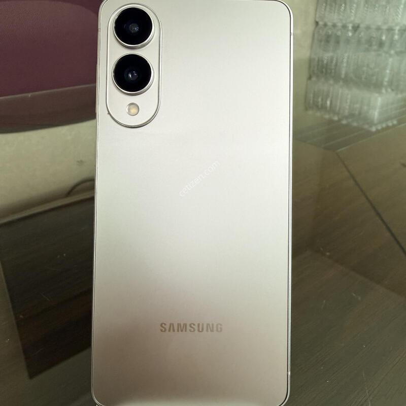 ������ S25 ���� ƼŸ���ǹ�