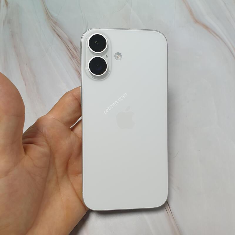 ������16 ȭ��Ʈ 128G A�� �Ǹ��մϴ�