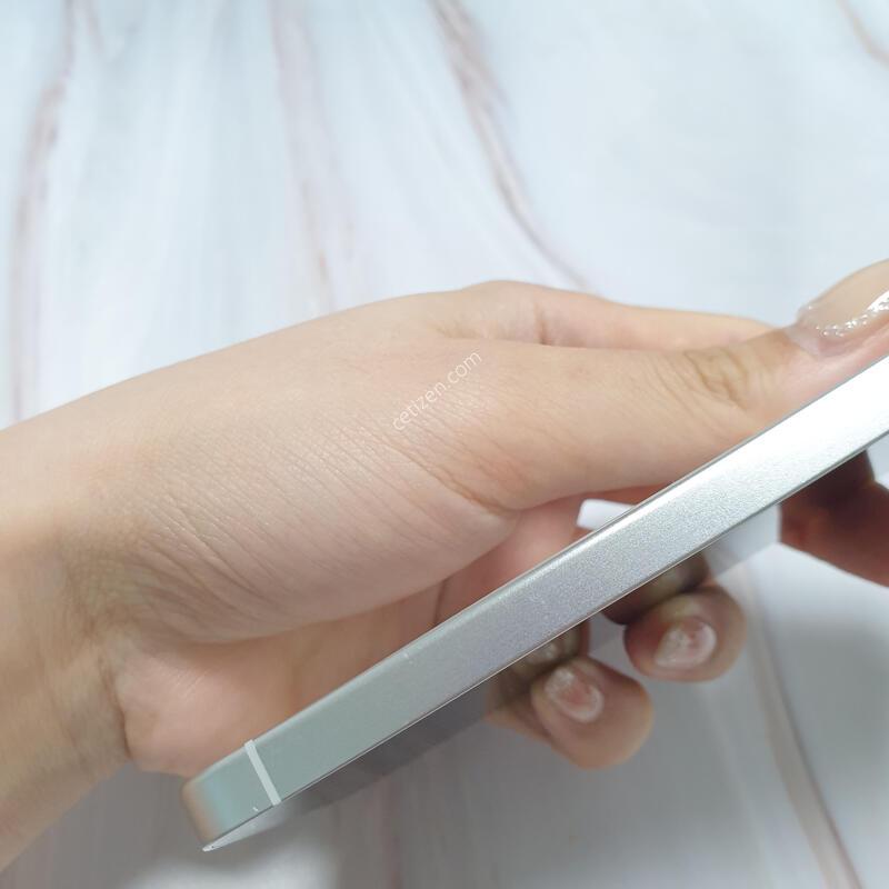 LG ������ S24 �׷��� 256G S�� �Ǹ��մϴ�