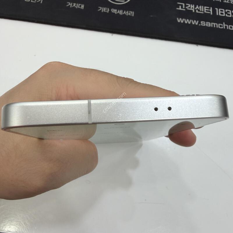 ������ S24 �÷��� S926 �׷��� 256�Ⱑ ����������� ���ϰ� �ѱ�ϴ�