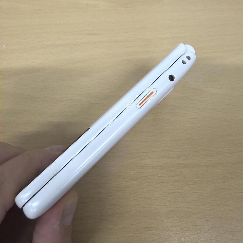 ��Ÿ������2 ȭ��Ʈ A�� 32GB