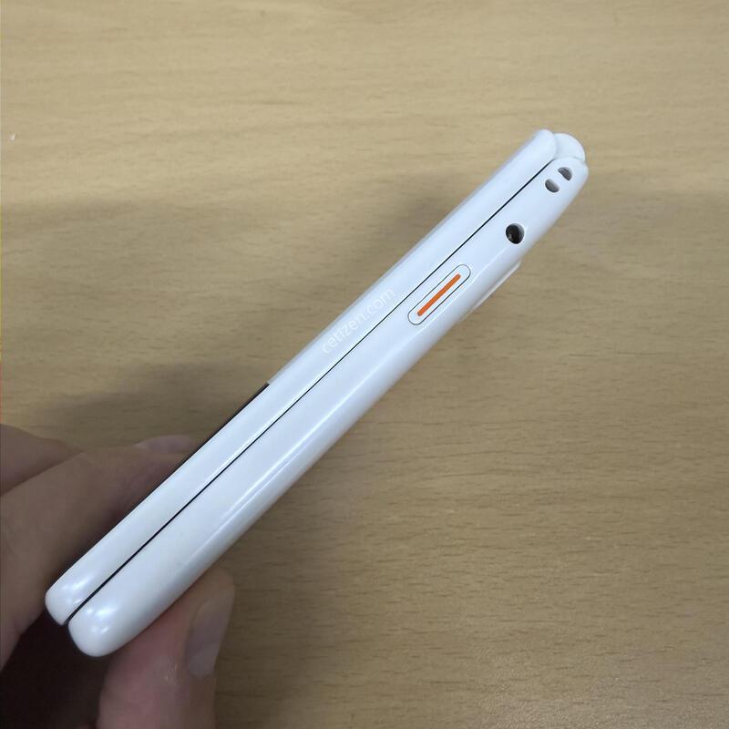 ��Ÿ������2 ȭ��Ʈ A�� 32GB