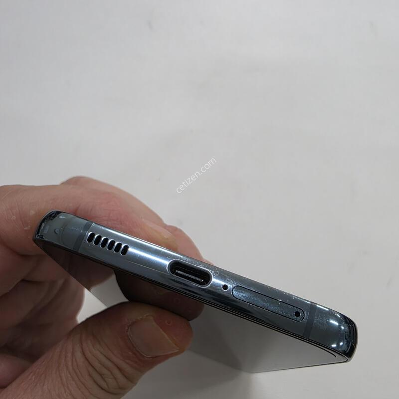 ������ S22�÷��� �׸� ���ܻ�