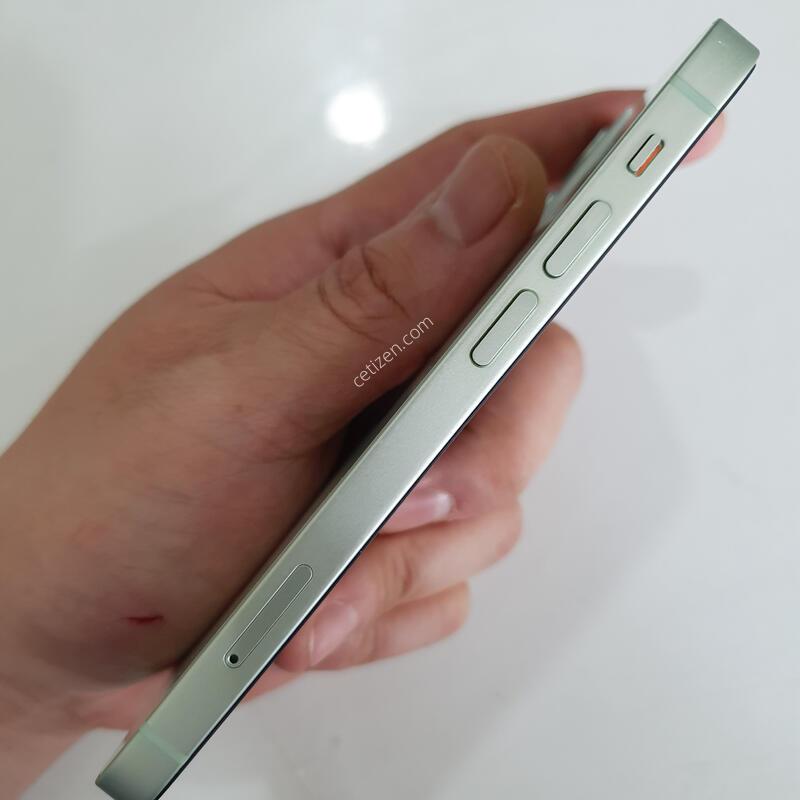 ������12�̴�128G ���ܻ� ������ ������ �߰��� �����
