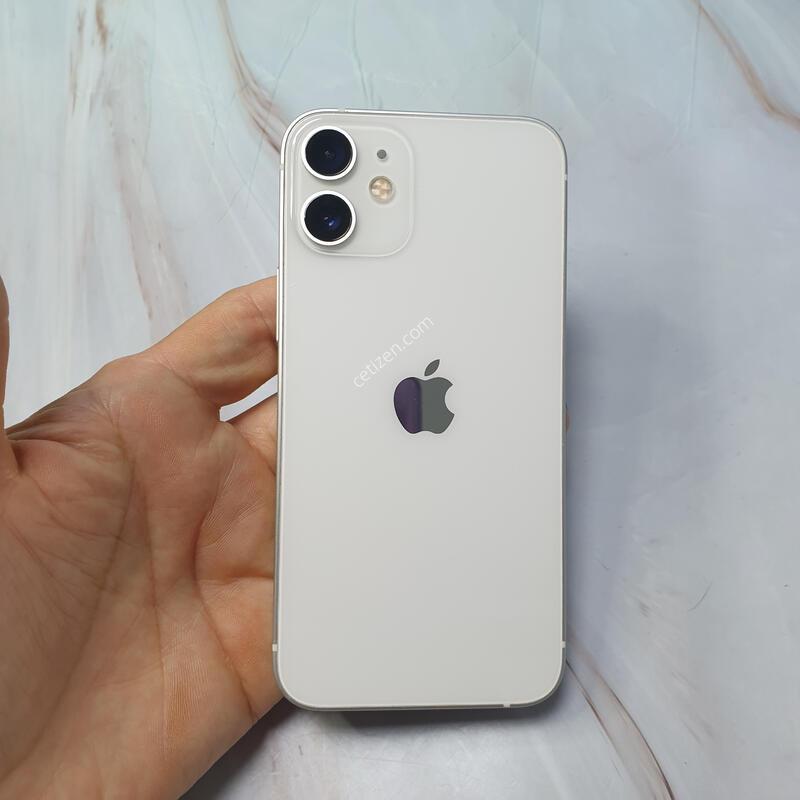 ������ 12�̴� ȭ��Ʈ 128G ������ �Ǹ��մϴ�