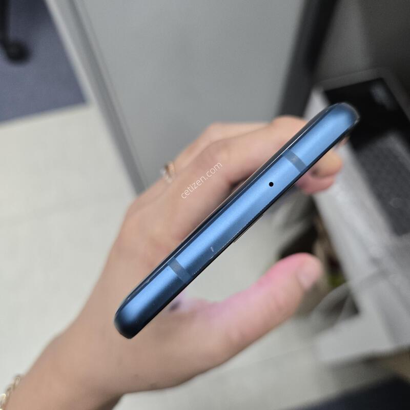 LG Q8 2018 ���� 64GB ��O �����������ܻ� ��������
