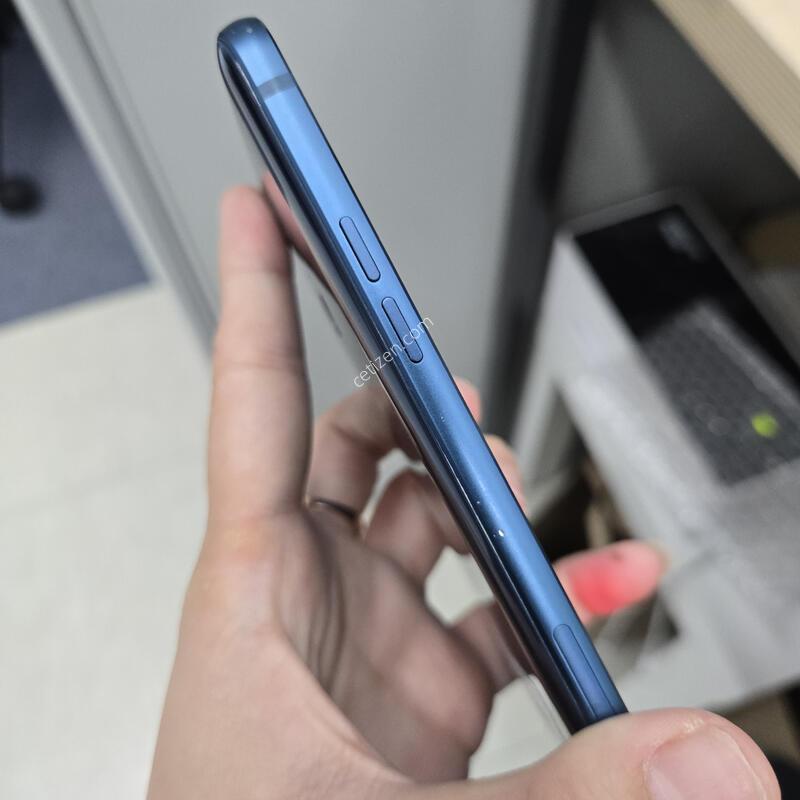 LG Q8 2018 ���� 64GB ��O �����������ܻ� ��������