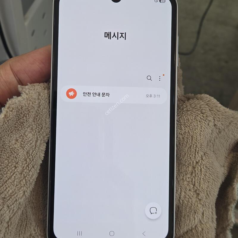 �����ù���3 (128GB) �˴ϴ�