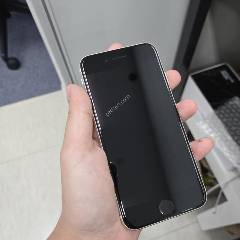 ������SE3 ȭ��Ʈ 64GB 89% SSS�� �Ǹ��մϴ�