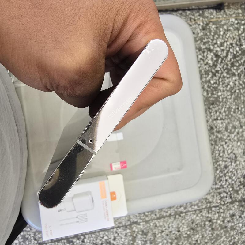 U+ S22��Ʈ��(S908) 256G ȭ��Ʈ���� ����� �˴ϴ�