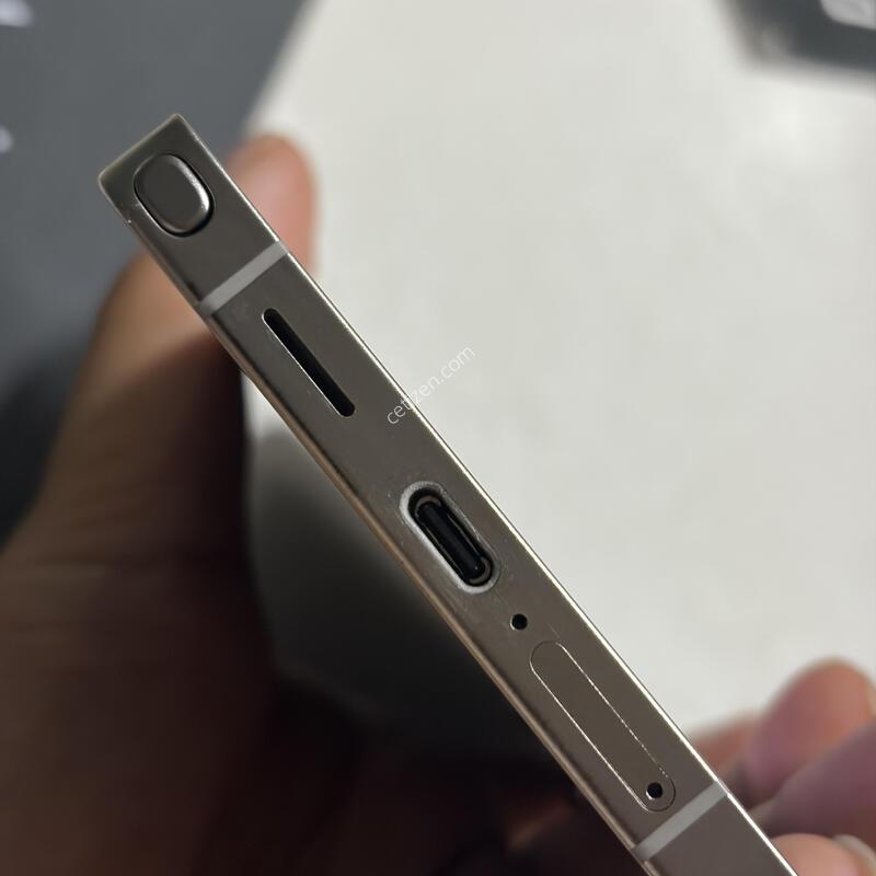 ������ S25 ��Ʈ��  ���� ���� 512�Ⱑ  Ǯ�ڽ� ��������  �Ǹ��մϴ�.