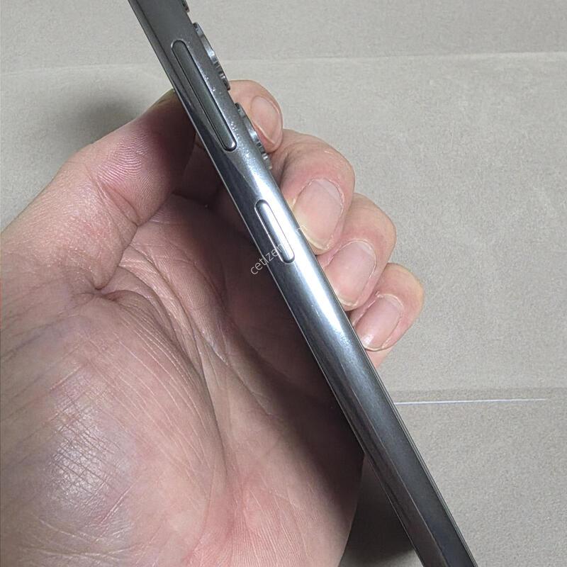 S23 512GB