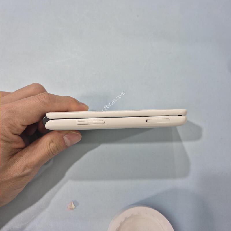 ��Ÿ������ ȭ��Ʈ S�� 32GB