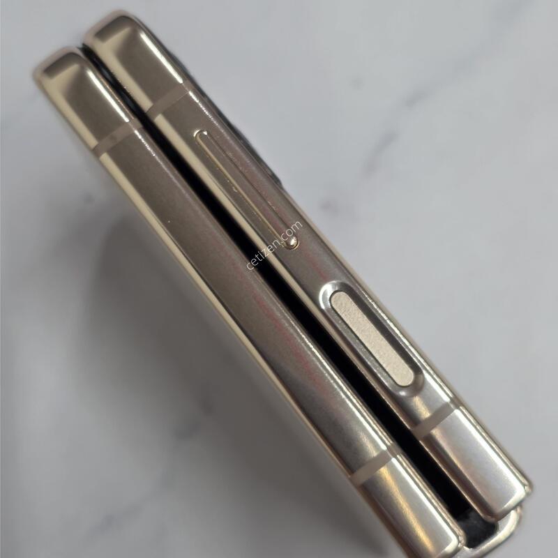 �ø�4 256GB ��ũ���