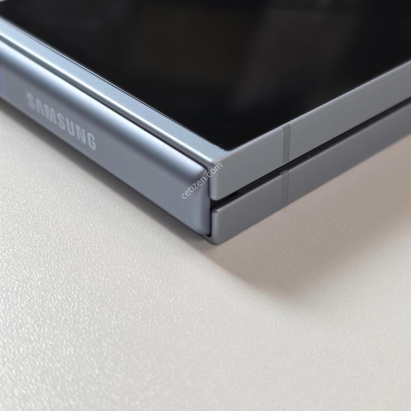 �ø�6 256GB