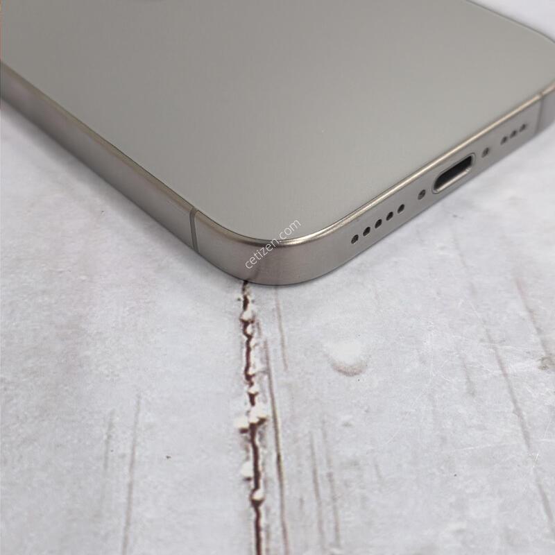 15���� 256GB