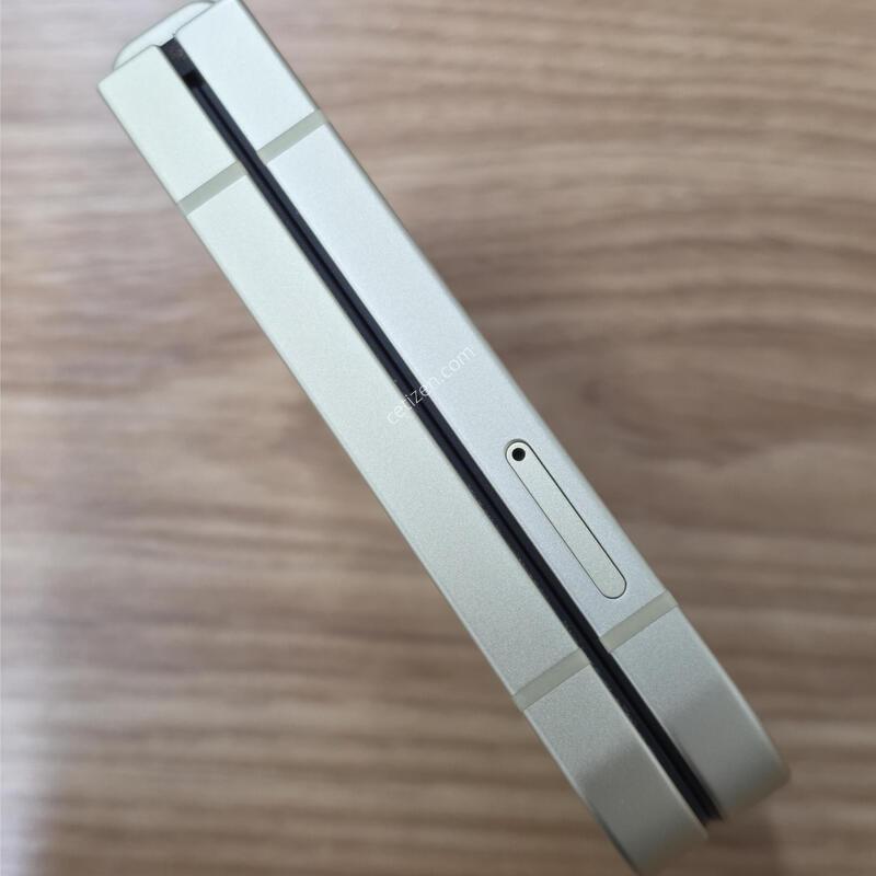 �ø�6 256GB ���ο�