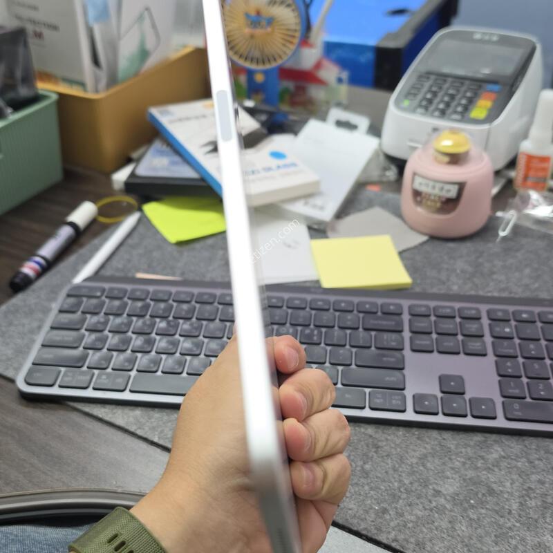 (2773)�����е忡��4 64 ��������