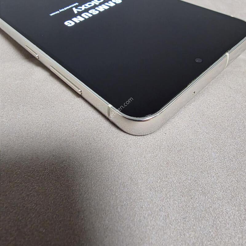 S23 512GB