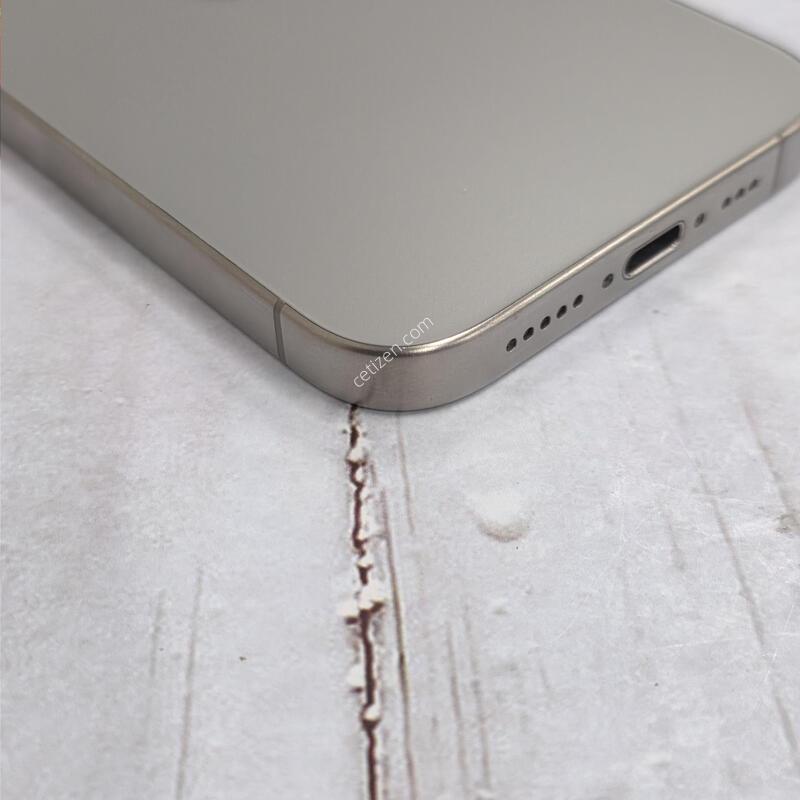 15���� 256GB