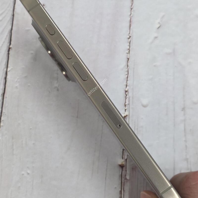 15���� 256GB