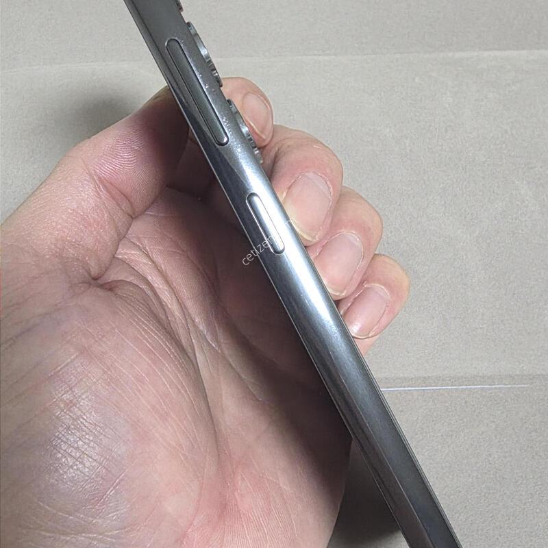 S23 512GB