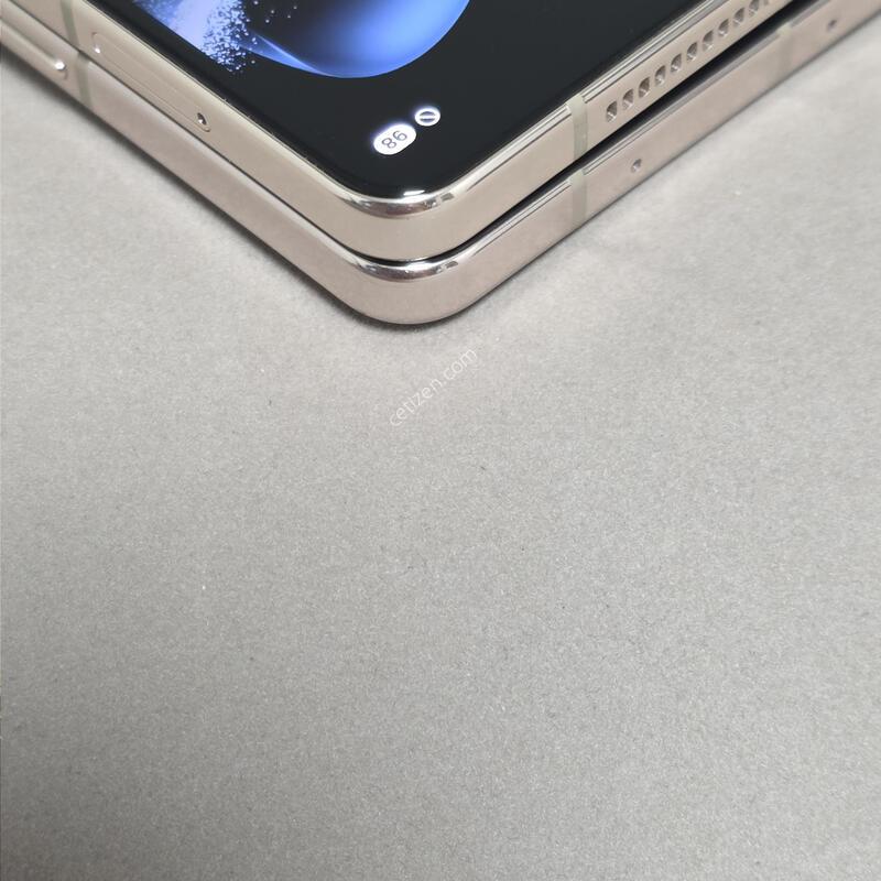 ������Z����4 256GB