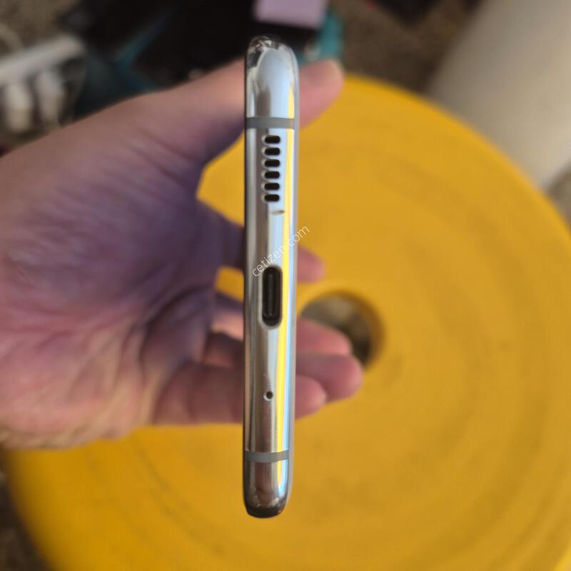 G986