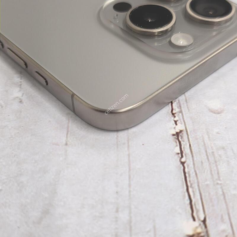 15���� 256GB