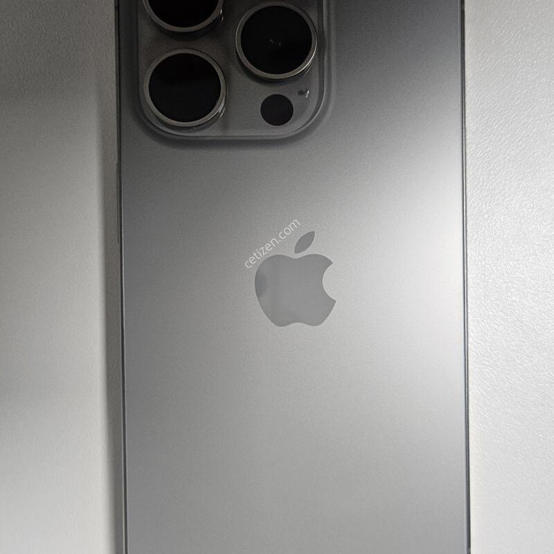 ������ 15 ���� 128GB ���� ƼŸ��