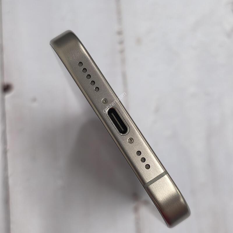 15���� 256GB