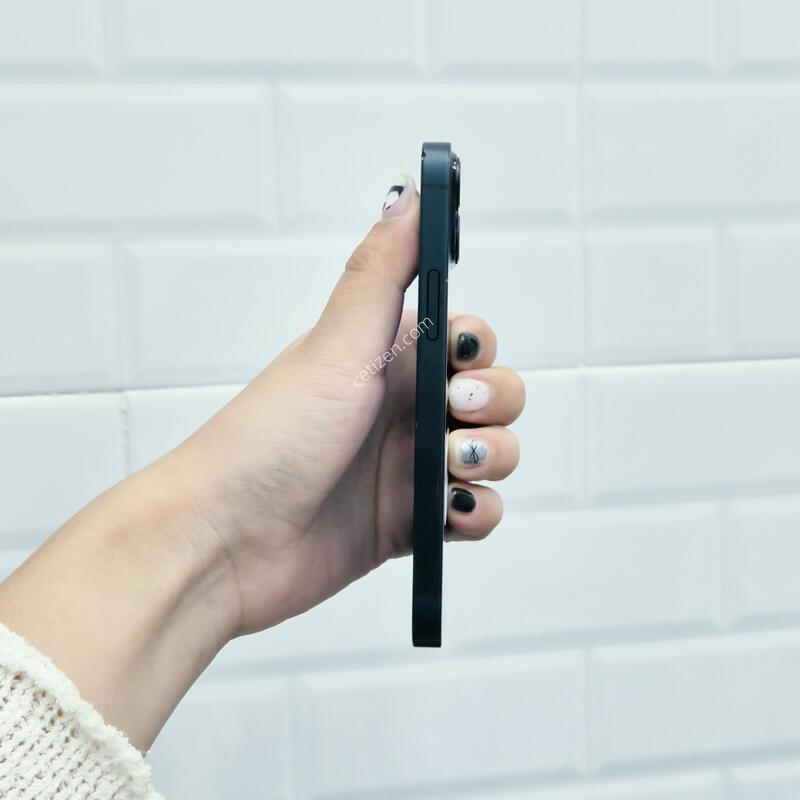 ������13�̴� 256GB ����
