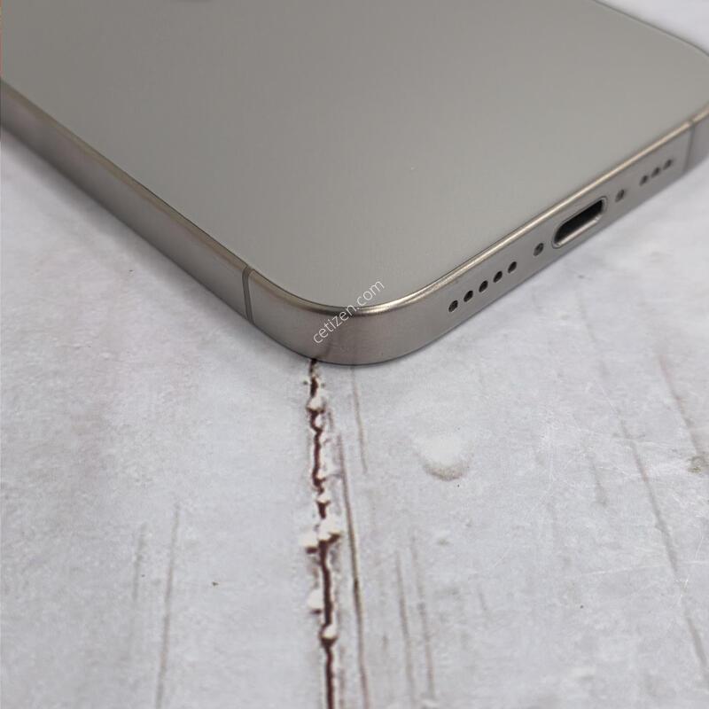 15���� 256GB