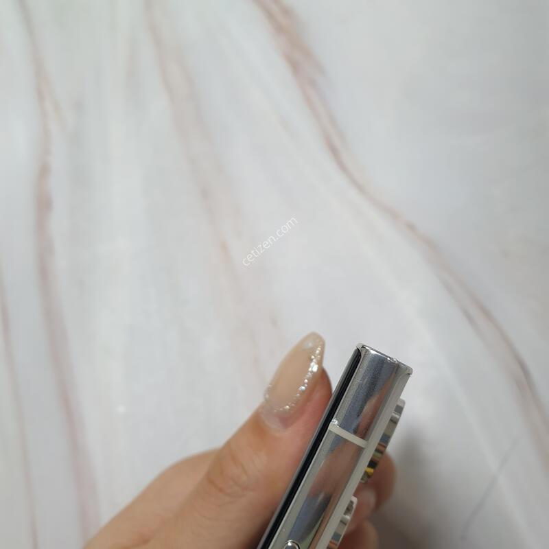 SK ������ S23��Ʈ�� 5G ũ�� 256G ������ �Ǹ��մϴ�