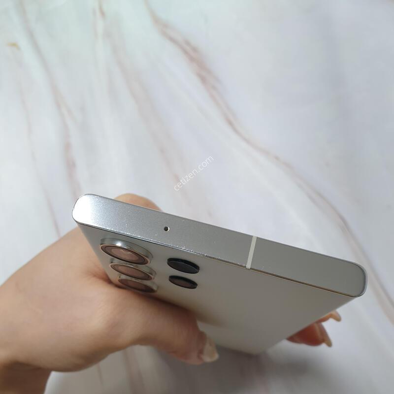 SK ������ S23��Ʈ�� 5G ũ�� 256G ������ �Ǹ��մϴ�