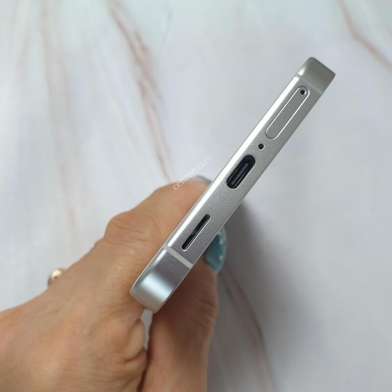 LG ������ S24 �׷��� 256G A�� �Ǹ��մϴ�