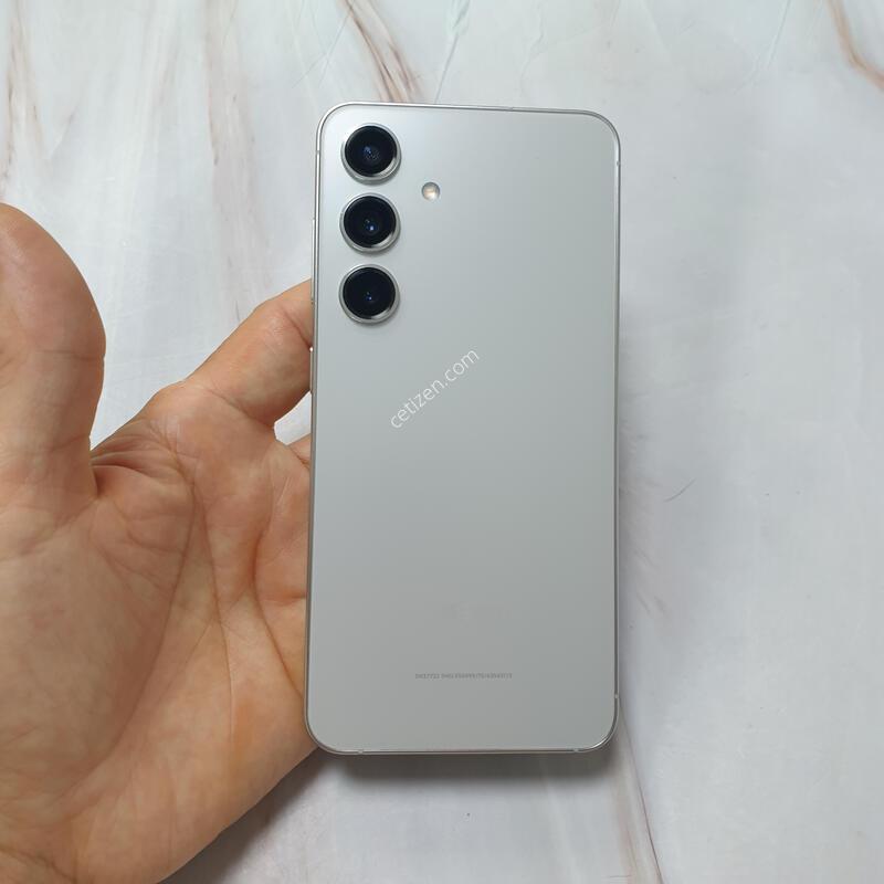 LG ������ S24 �׷��� 256G A�� �Ǹ��մϴ�
