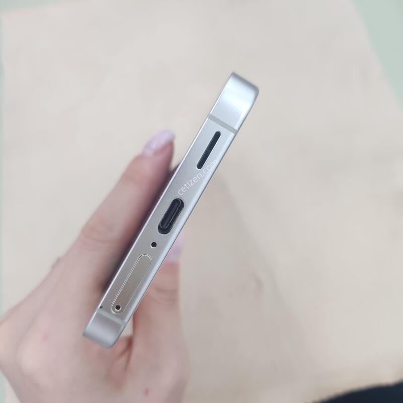 ������S24