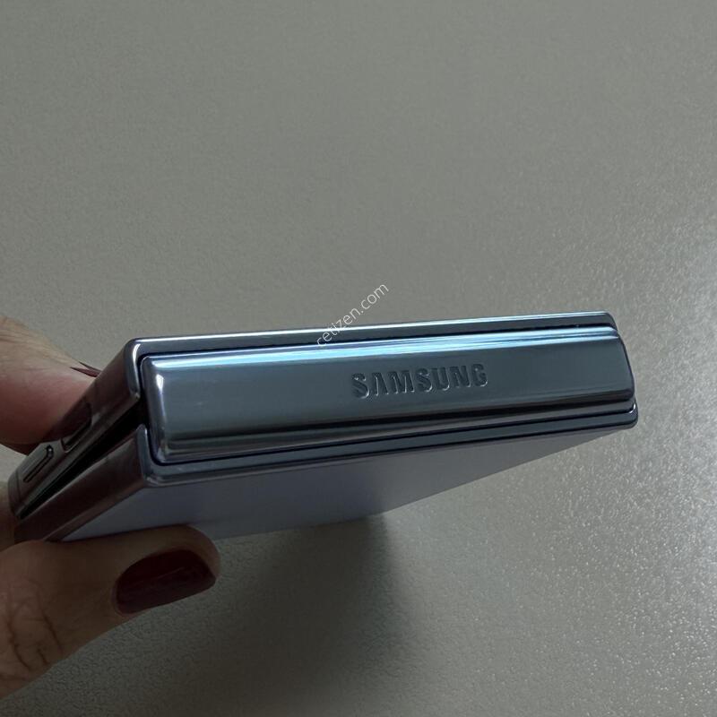 �ø�4 �ڱ��� 256GB