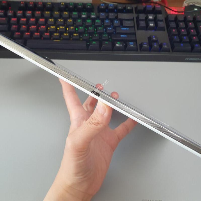 ������ ��Ʈ 10.1 / 32GB / ȭ��Ʈ
