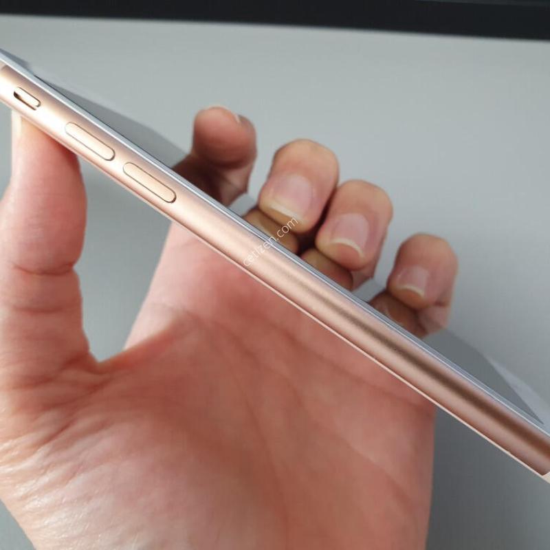 ������8 / 64GB / ������