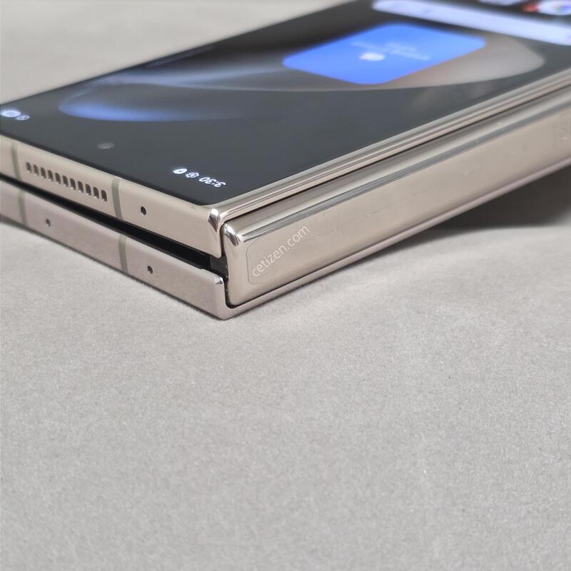 ������Z����4 256GB