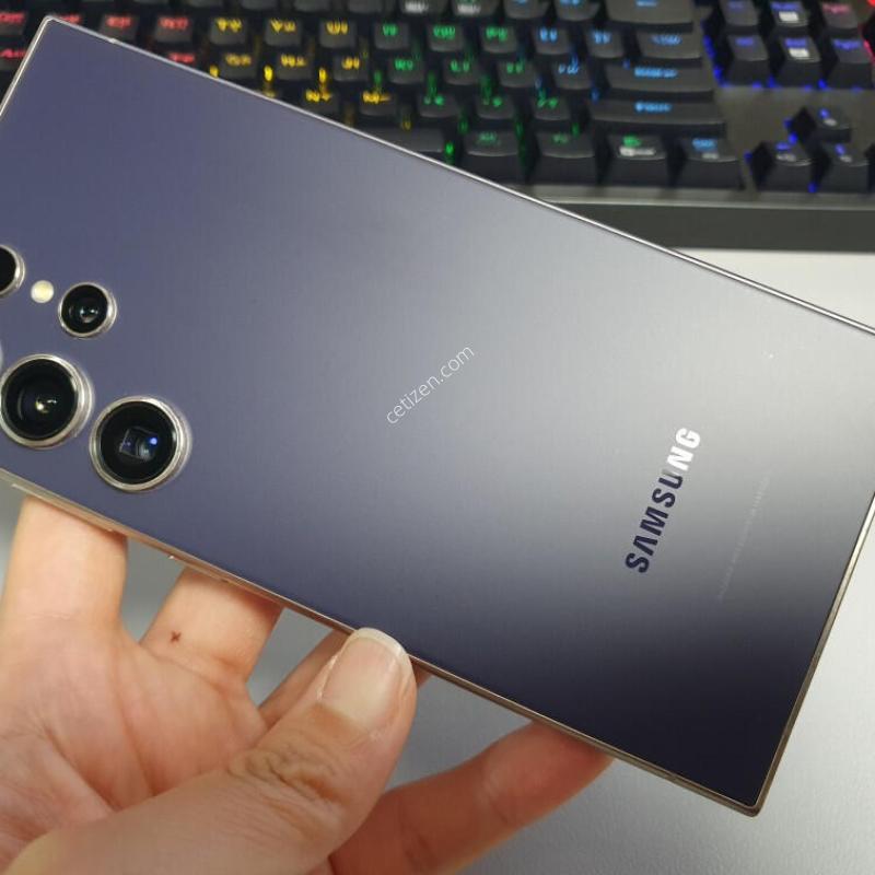 ������ S24 ��Ʈ�� / 256GB / ���̿÷�